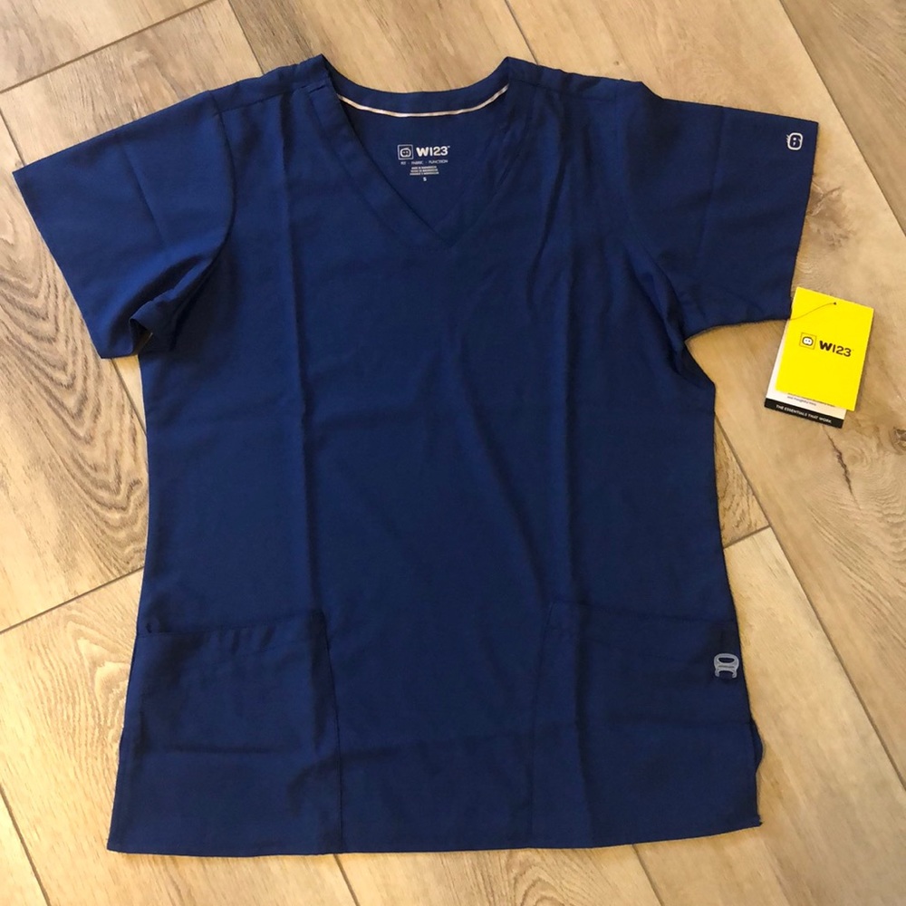 WonderWink Scrub top. NWT. Size small.